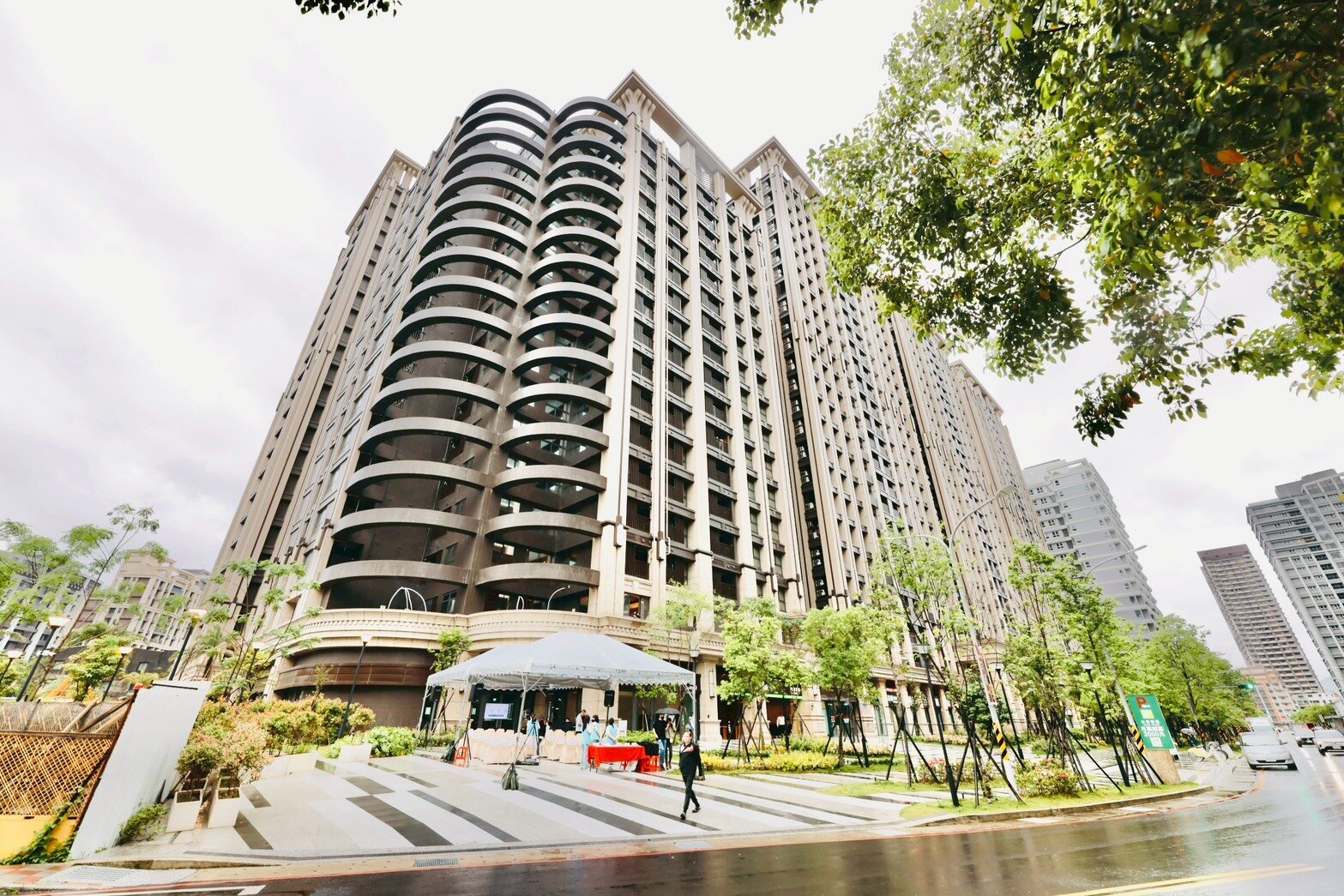 完工囉！新北規模最大容獎回饋社宅　招租時間曝