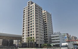 「寓上花園」含車位800萬有找　公園宅低總價入手