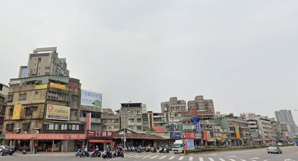 網友表示原雙園區和大家印象中的萬華生活圈差很多。圖／截自Google Map