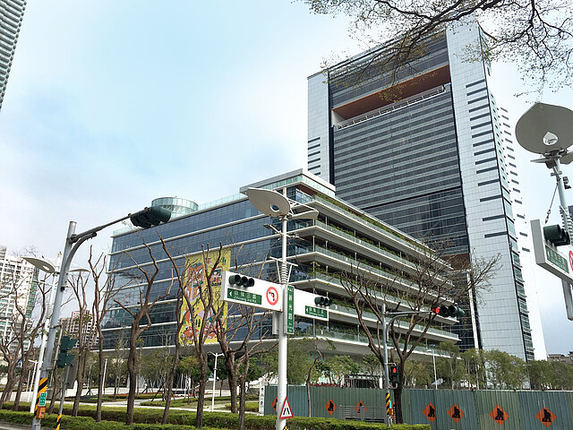 六都最美圖書館交易排行 靠近黃金屋有加分！