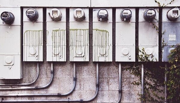 租屋處2個月沒人住竟「耗43度電」！　內行人揪吃電怪獸