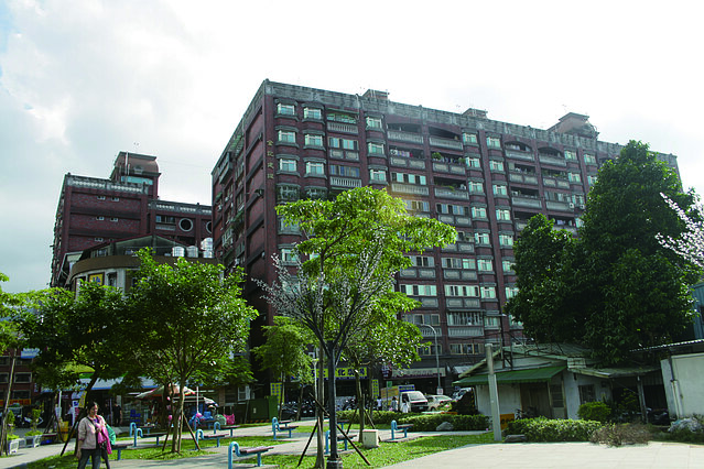 「頂樓VS.3樓」價錢一樣怎麼選？　網看優缺：這點比樓層重要！