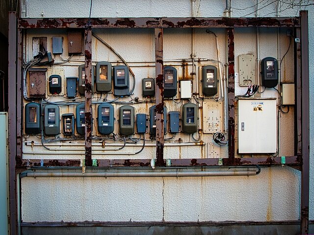 用電量暴增飆新高！北、中、南已傳斷電災情…缺電危機恐再現？