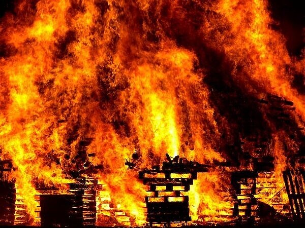 台中大火奪5命！內政部曝「火災應變3步驟」　滅火、打119竟不是...