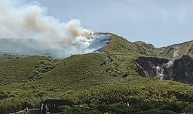 陽明山火燒山　3路公車暫不停靠小油坑服務站