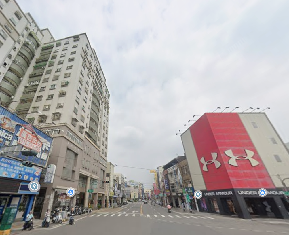 根據高雄市民政局統計，截至今年4月，鳳山區人口35萬4878人，是全市人口最多的行政區。圖／google maps