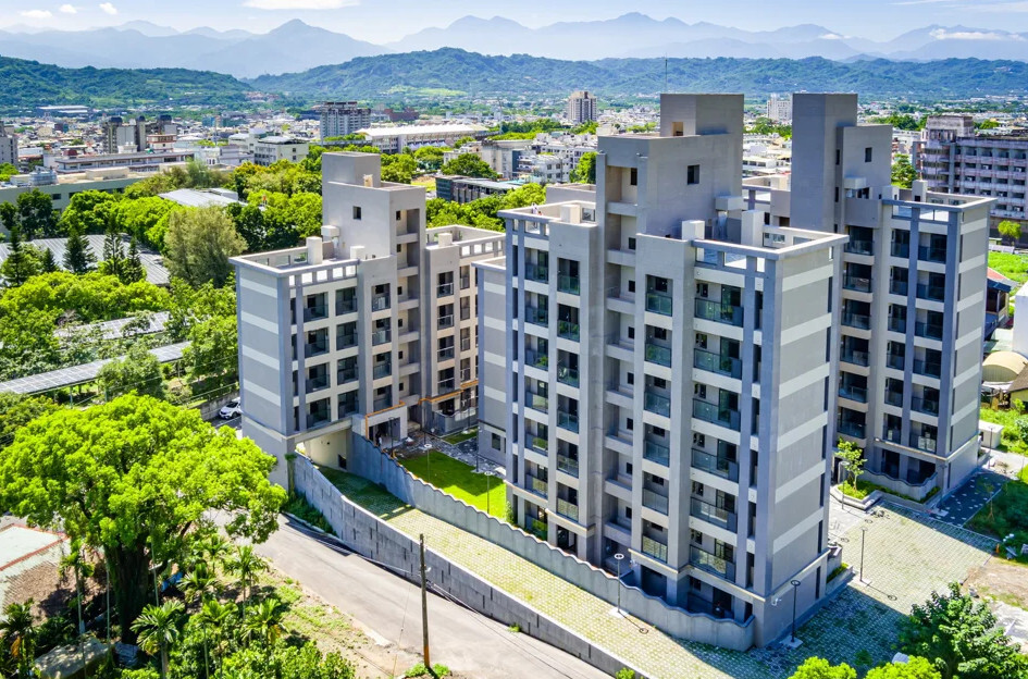 南投市文化路青年住宅讓售45戶卻有4成棄購。圖/南投縣政府