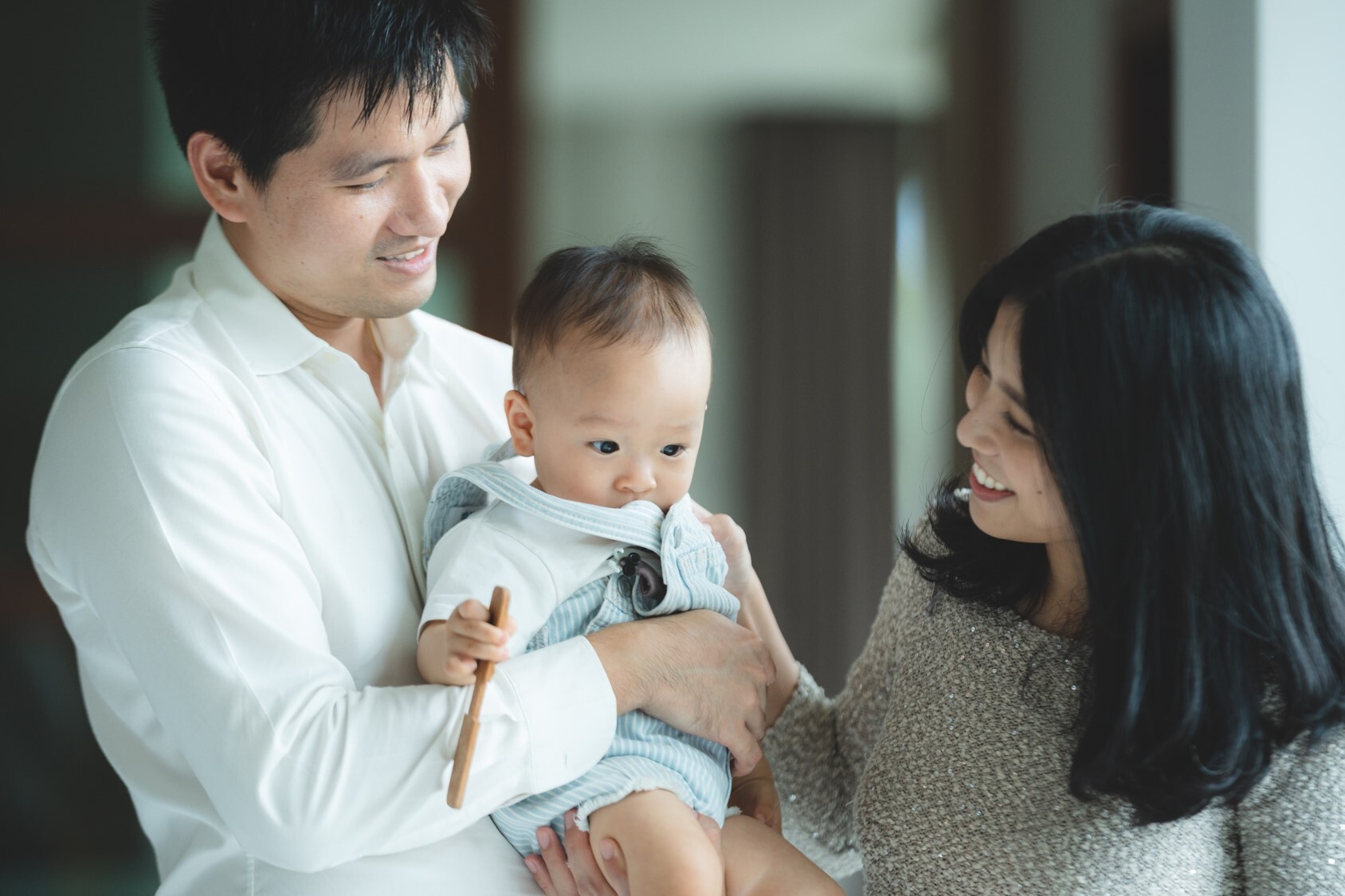 金管會修正辦法　家長可為7歲以上未成年子女網路投保