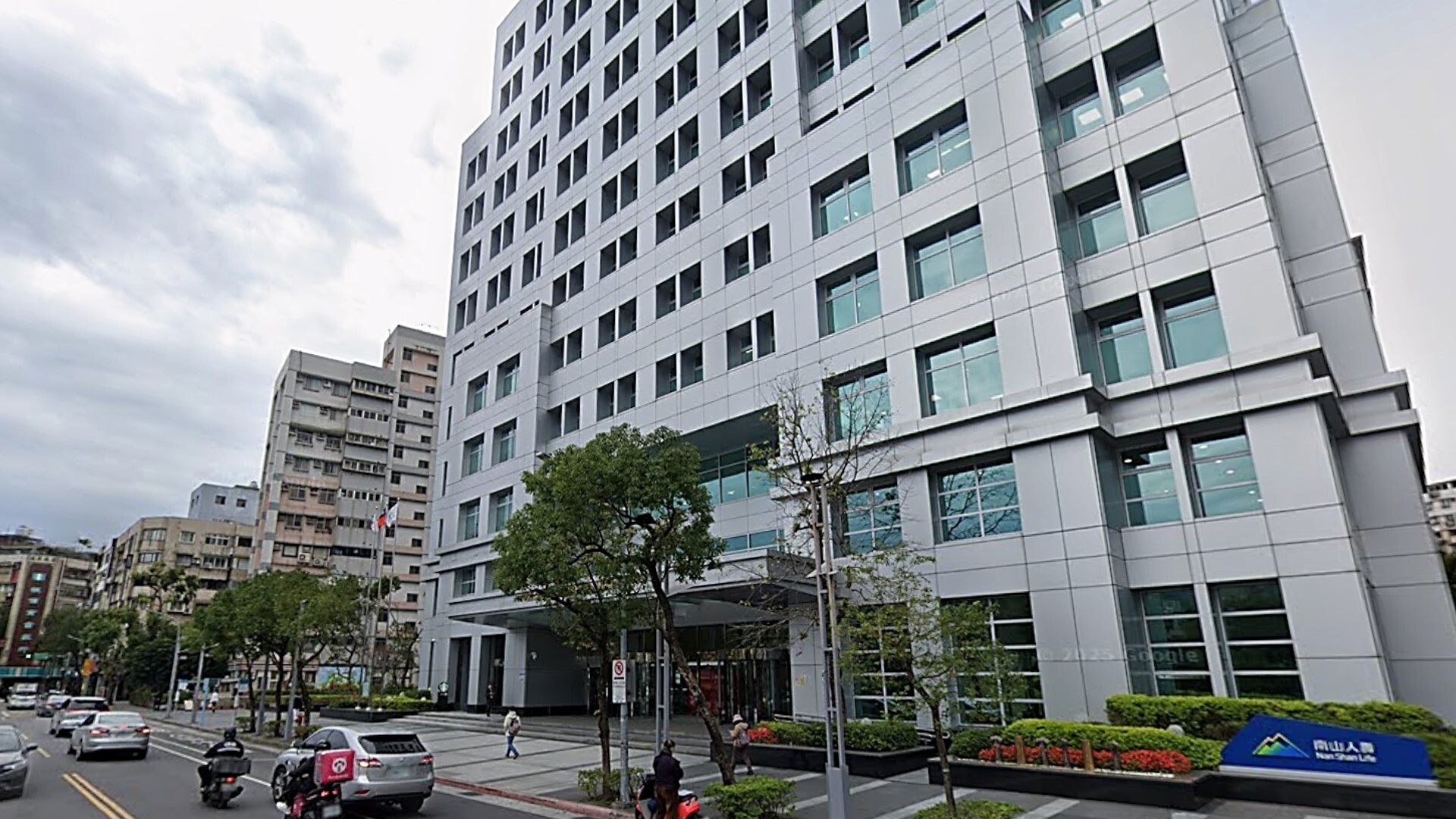 颱風丹娜絲來襲　壽險業提供受災保戶續期保費緩繳