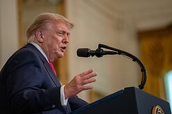 不顧川普施壓　專家估聯準會再度暫緩降息