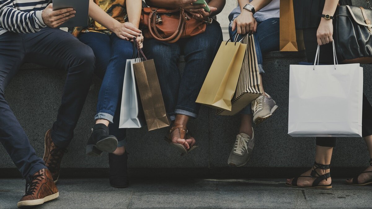 川普簽行政命令，對多國商品加徵10%至41%對等關稅。圖／Freepik