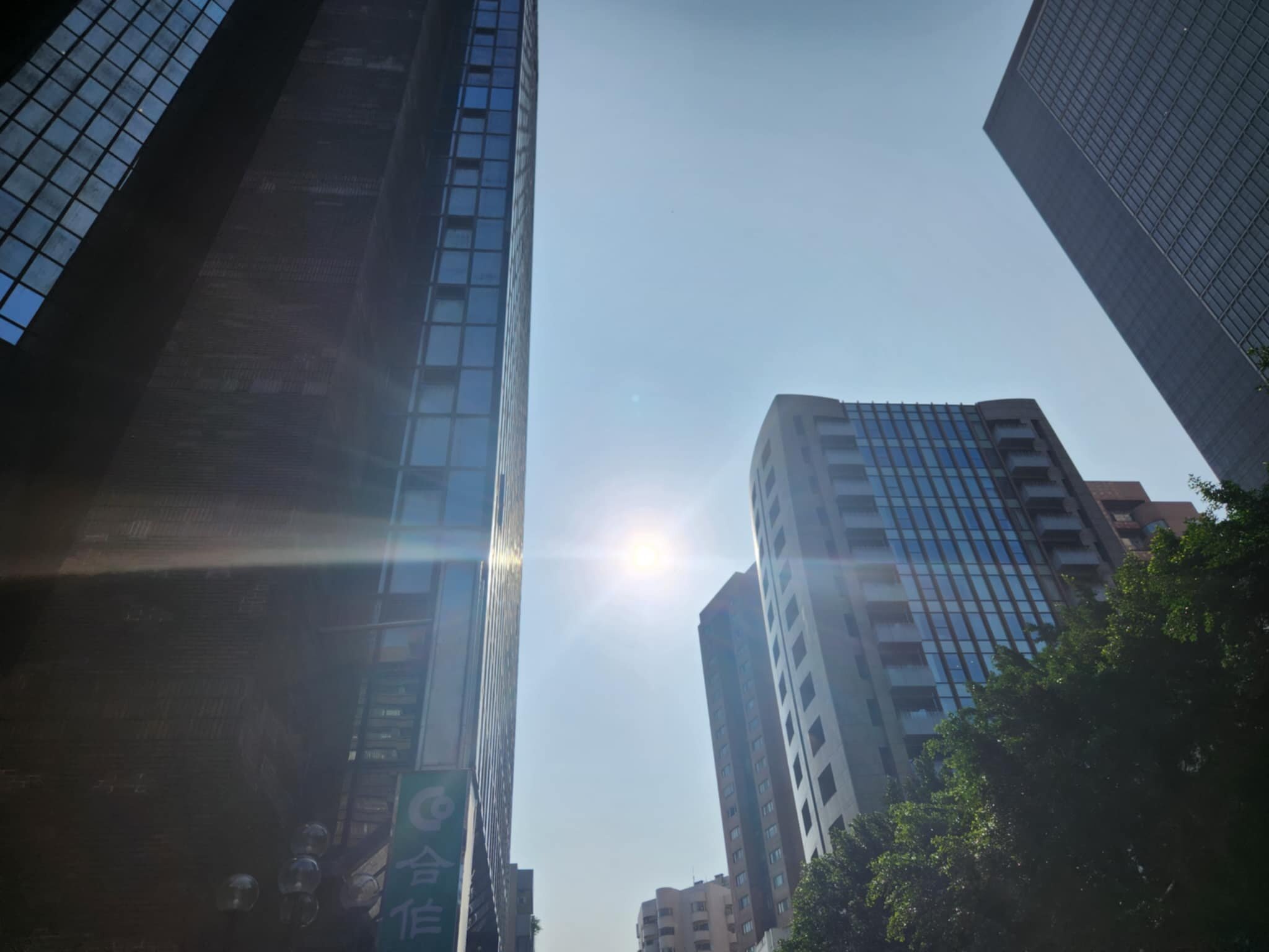 各地水氣偏少　大台北防36度以上高溫
