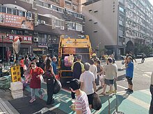 垃圾量近10年攀升　環境部鼓勵破袋檢查助減量