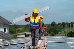 勞動部新增熱危害預防設施補助　納入自營作業者