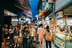 12年新低！僅4成資方發中秋獎金　29％兩頭空「2禮品」超雷