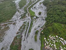 馬太鞍溪水暴漲沖入左岸萬榮明利村　恐影響鐵路