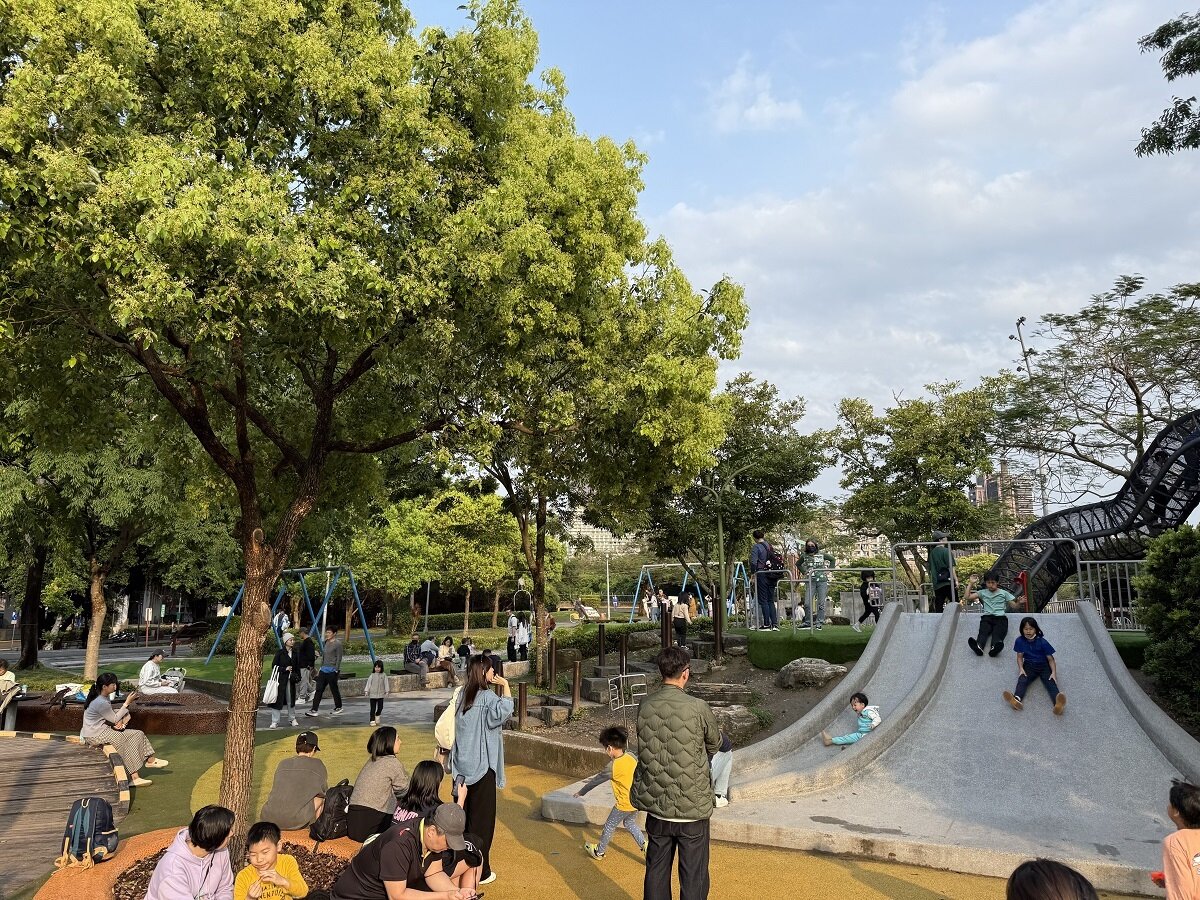 東半部偶雨　吳德榮：颱風最快6日生成。圖／5168實價登錄比價王資料照