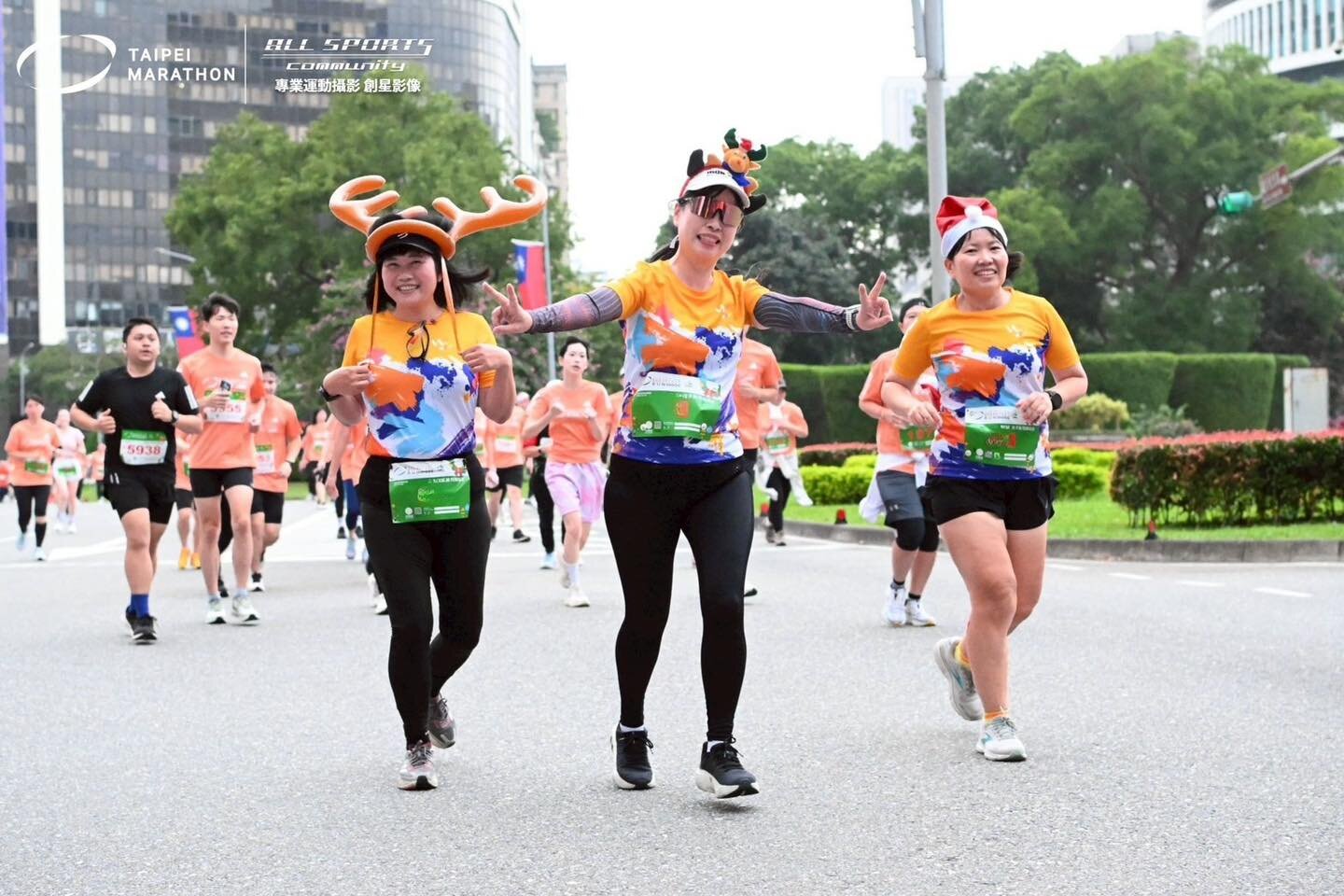 蔡明忠：AI把台灣推上世界舞台　明年經濟也會很好