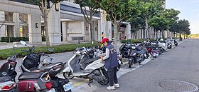 元旦起收費！新北林口、淡水部分路段　汽、機車停車格要錢了