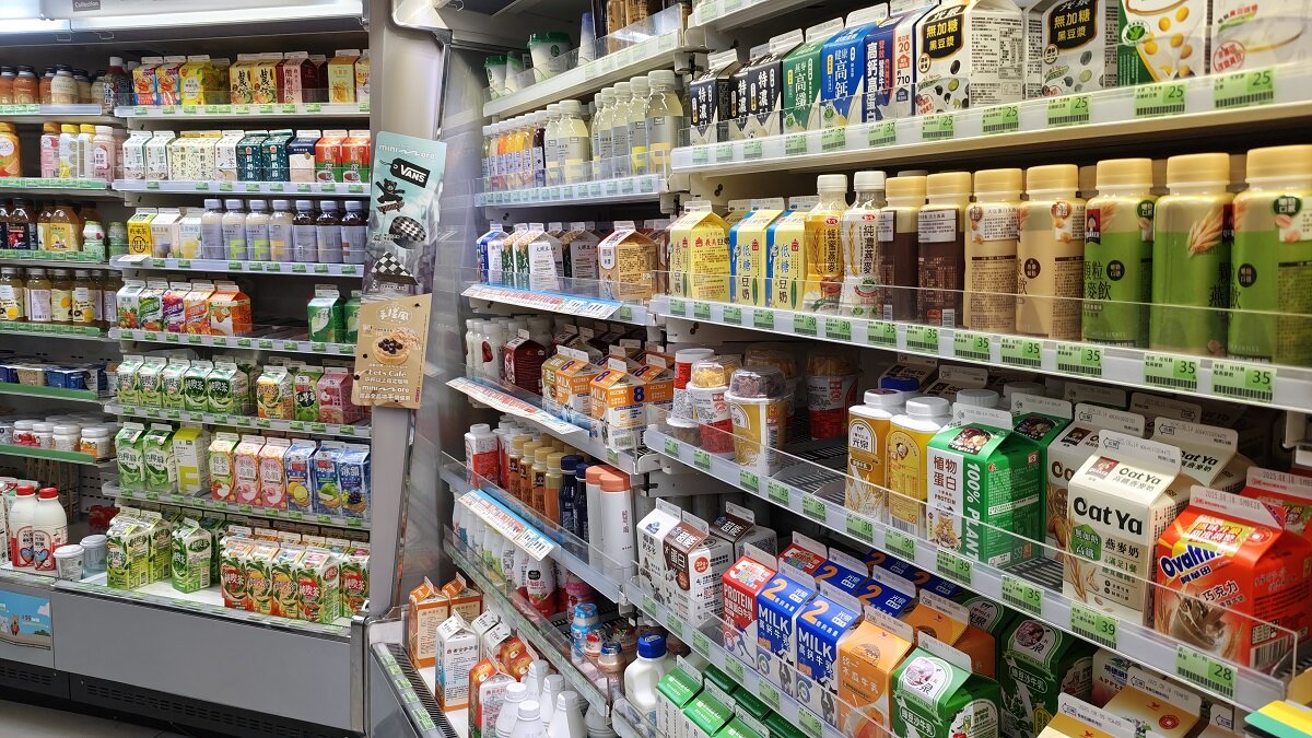 跨年人流恐破200萬,4大超商部署熱點店面拆門備戰。圖/5168實價登錄比價王資料庫