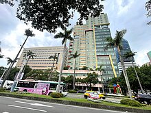 醫學中心114年Q2營收最高增5.86億　門診占比38%