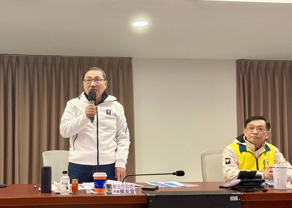 市長侯友宜致詞表示今年預算增編，促進地方基礎建設。圖／新北市府提供